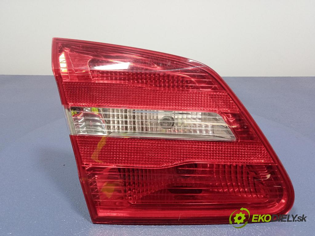 Mercedes B-Klasa 2013 svetlo / reflektor zad ľavá Vonkajsia: A2468200764