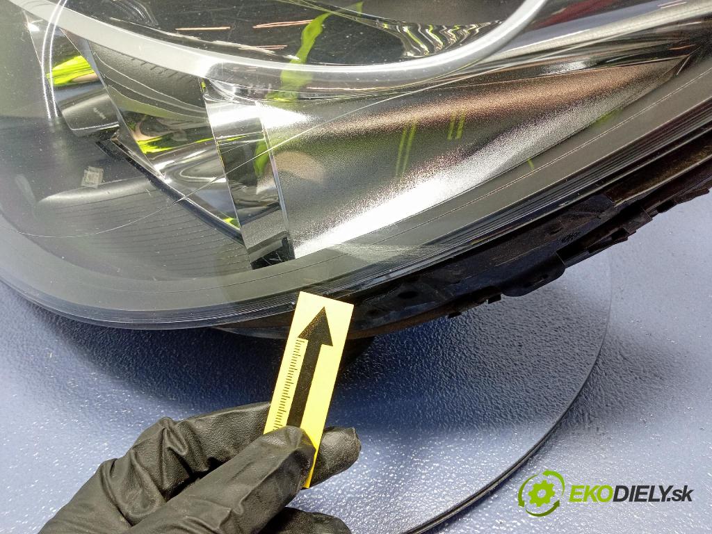 Mercedes B-Klasa 2013 světlo Levý: A2468200161