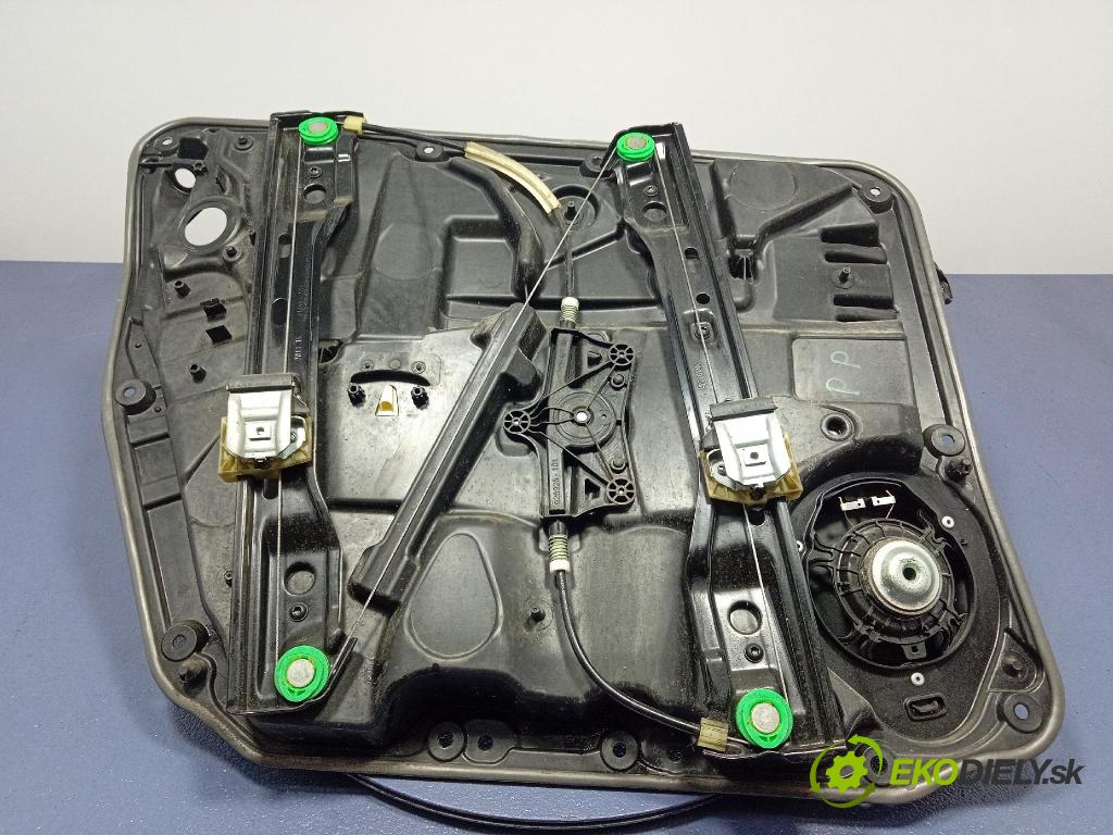 Mercedes B-Klasa 2013 mechanizmus okna Okná: Predné v pravo: A2467200279