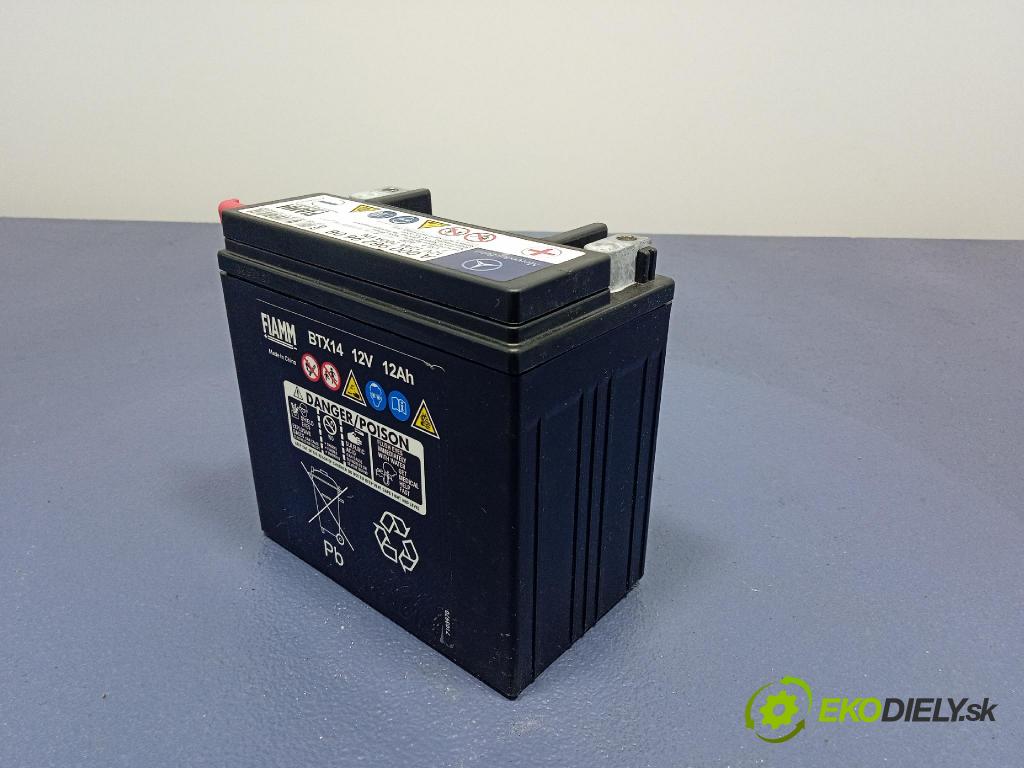 Mercedes B-Klasa 2013 Akumulator A009829608