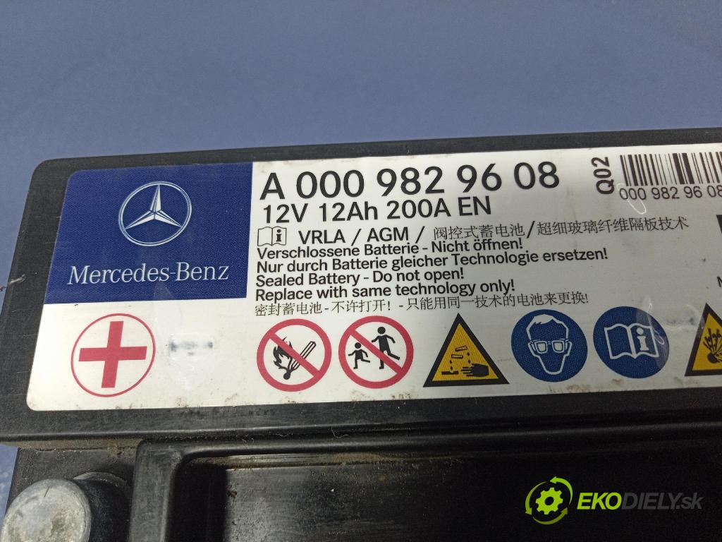 Mercedes B-Klasa 2013 Akumulator A009829608