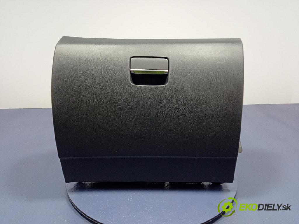 Mercedes B-Klasa 2013 kastlík JC2012659