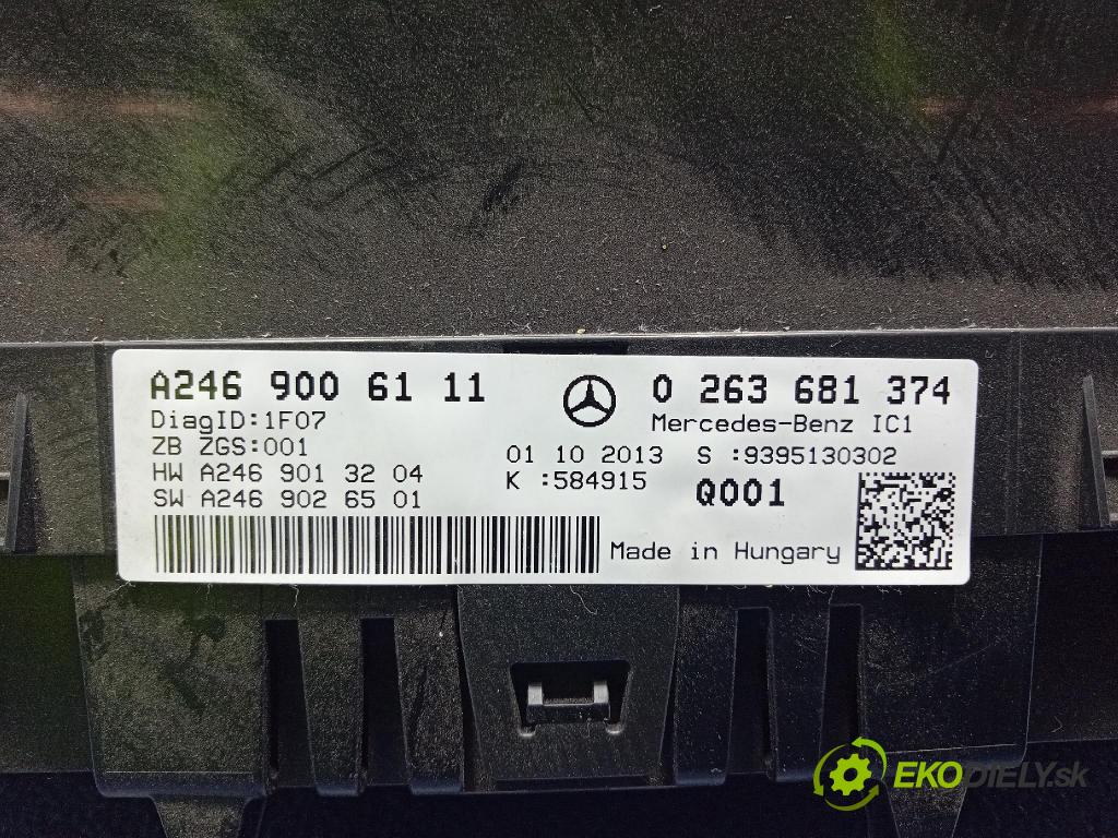 Mercedes B-Klasa 2013 prístrojovka/ budíky A2469006111