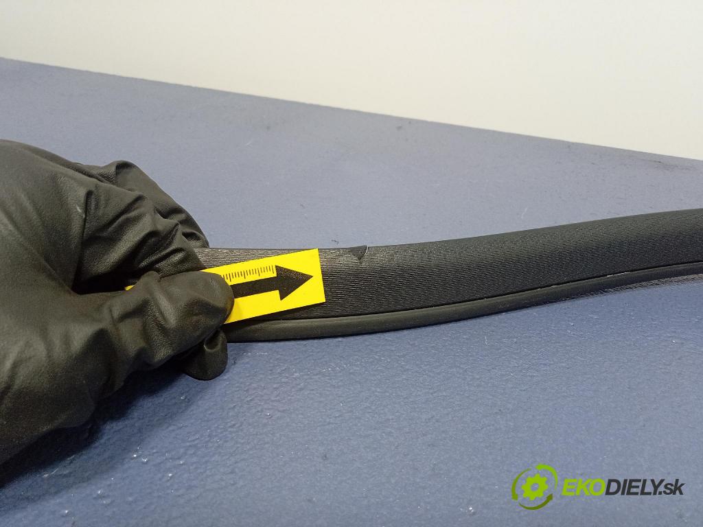 Mercedes B-Klasa 2013 Těsnění: dvere