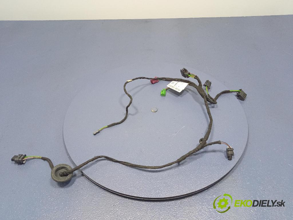 Mercedes B-Klasa 2013 instalace Elektrický: A2465404805