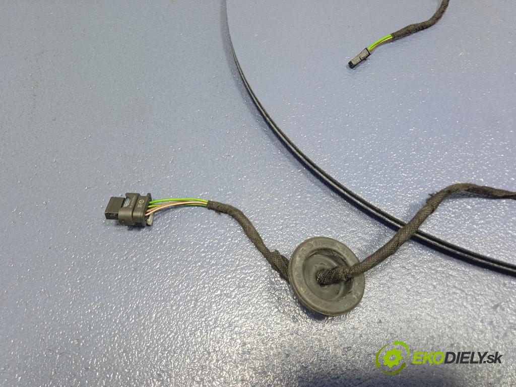 Mercedes B-Klasa 2013 instalace Elektrický: A2465404805