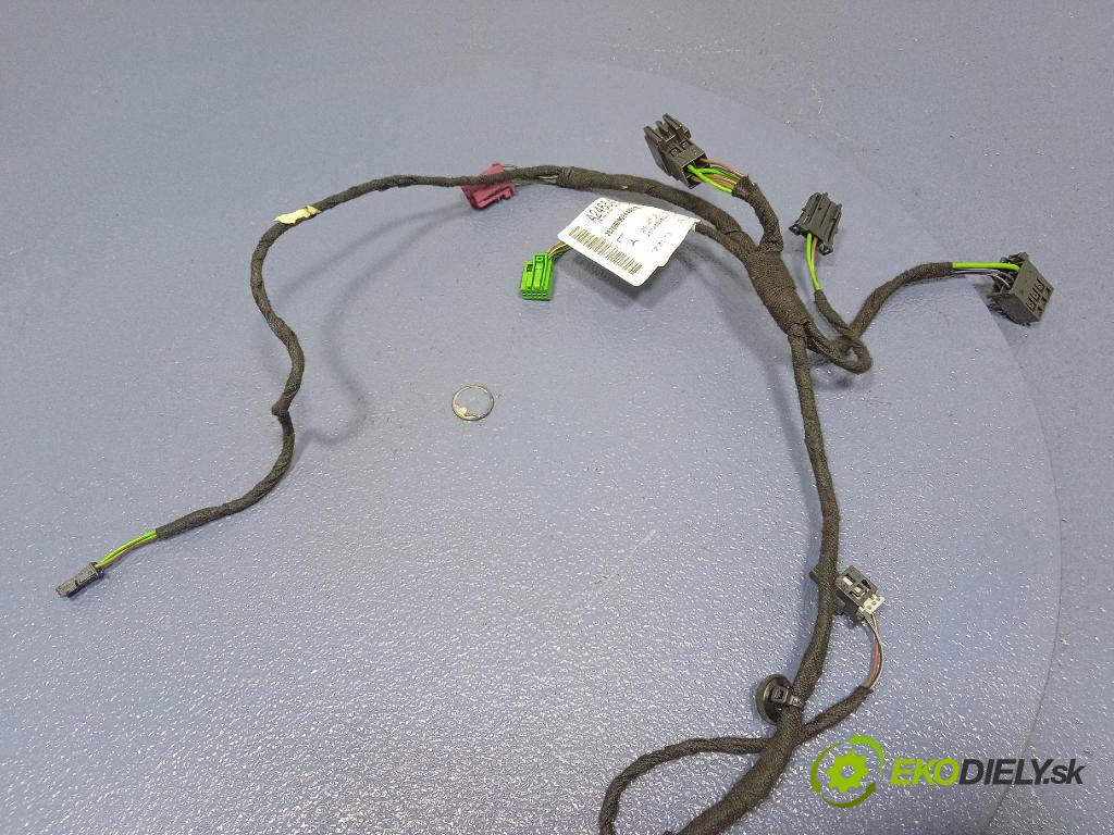 Mercedes B-Klasa 2013 instalace Elektrický: A2465404805