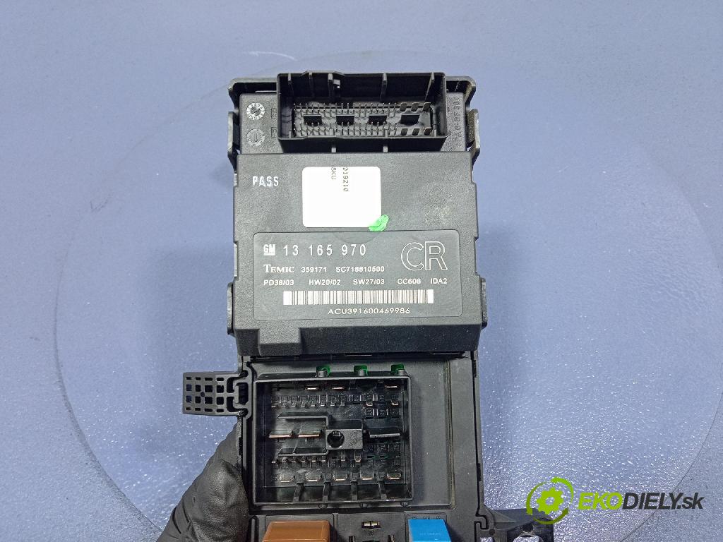 Opel Vectra 2003 riadiaca jednotka Motor: 55352666