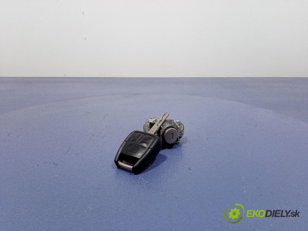 Opel Vectra 2003 riadiaca jednotka Motor: 55352666