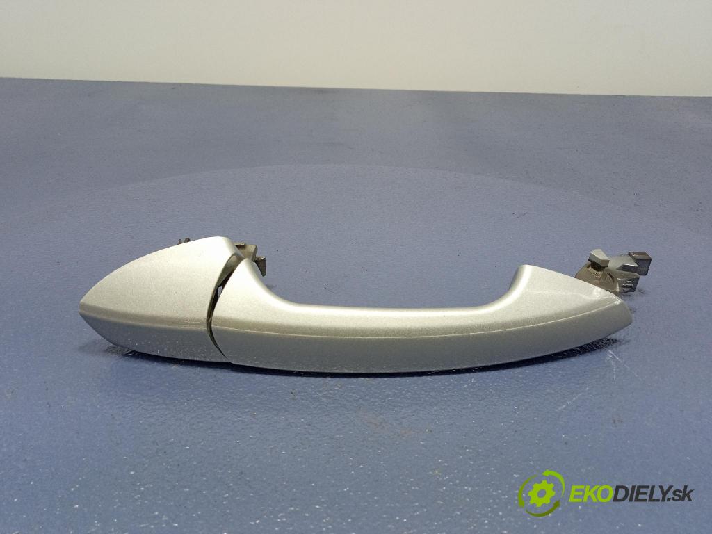 Mercedes B-Klasa 2013 klika před Práva: A2047600270