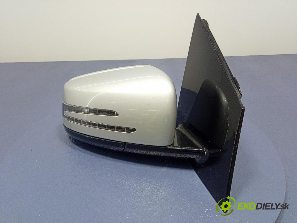 Mercedes B-Klasa 2013 zrkadlo pravé A24681020
