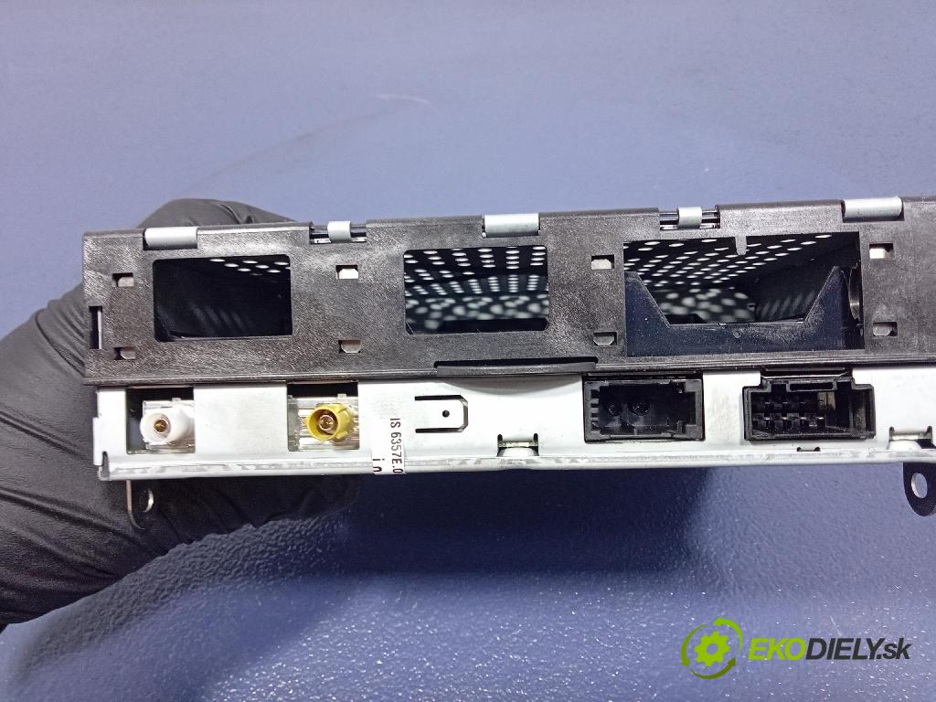 Audi A4 2009 Radio I Navigácia: 4F0035541N