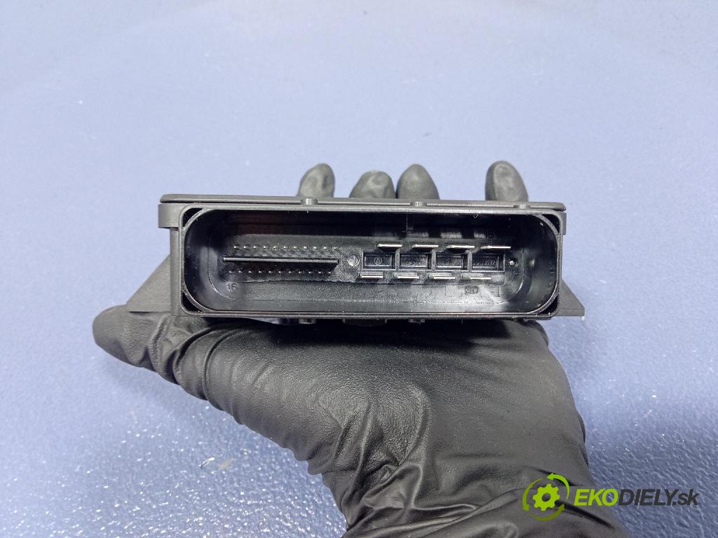 Audi A4 2009 riadiaca jednotka 8K0907801G