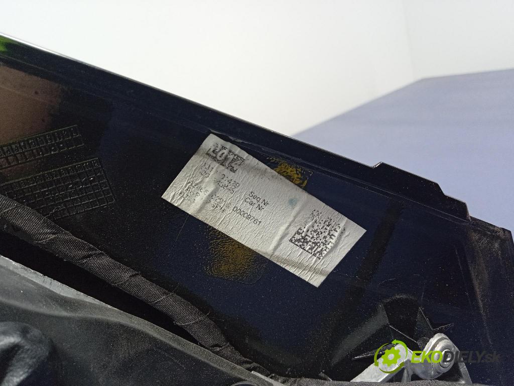 Mercedes B-Klasa 2013 zrkadlo Vľavo: A2468102916