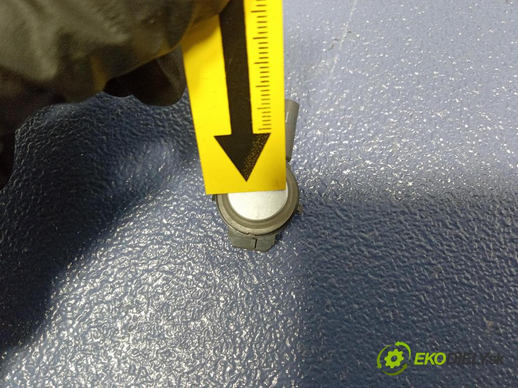 Mercedes B-Klasa 2013 snímač / řídící jednotka PDC A0009050342