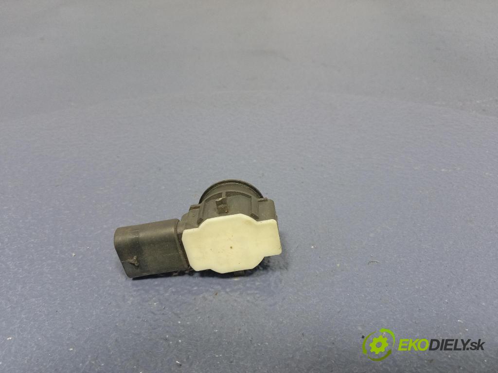 Mercedes B-Klasa 2013 snímač / řídící jednotka PDC A0009050242