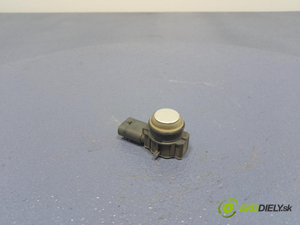 Mercedes B-Klasa 2013 snímač / řídící jednotka PDC A0009050242