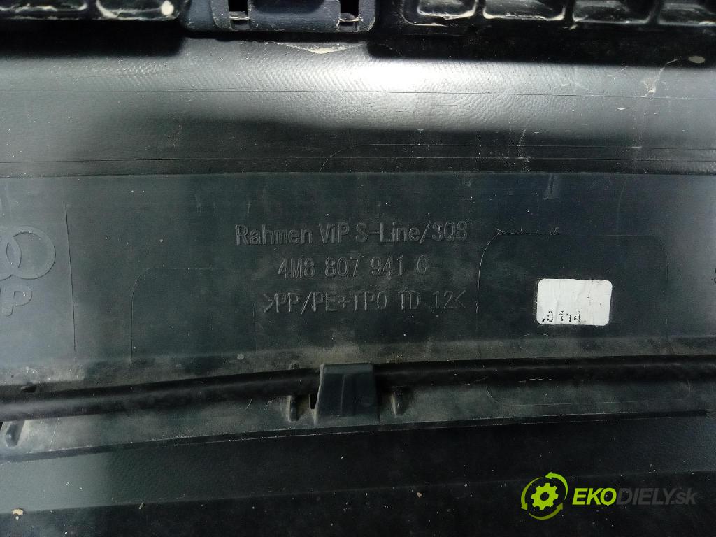 Audi SQ8 2022 nárazník Zad: 4M8807511