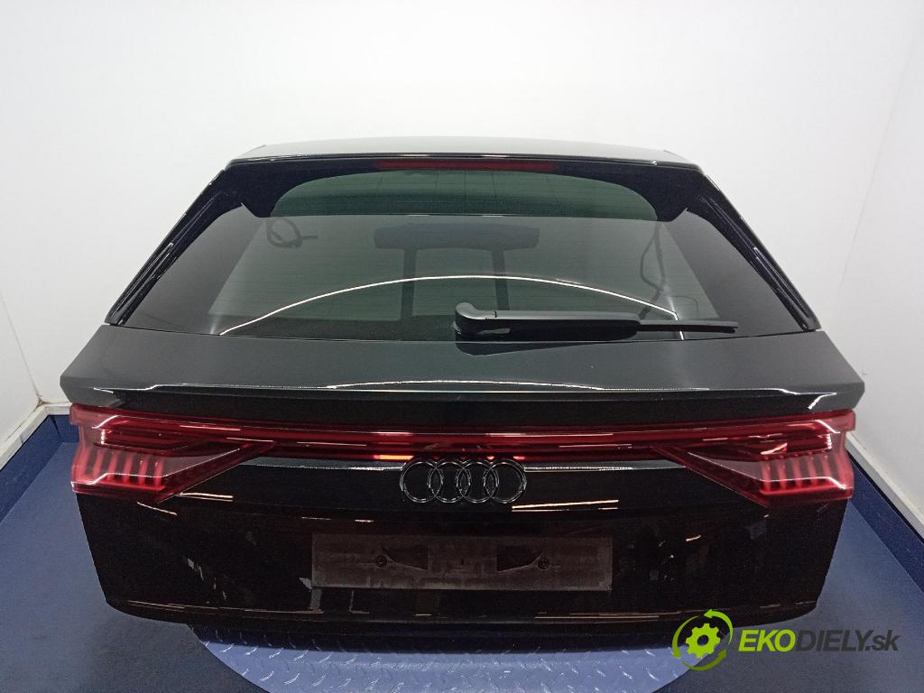 Audi SQ8 2022 zadna dveře kufra: kufra: