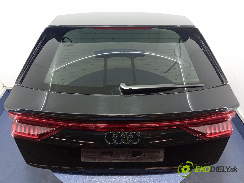Audi SQ8 2022 zadna dveře kufra: kufra: