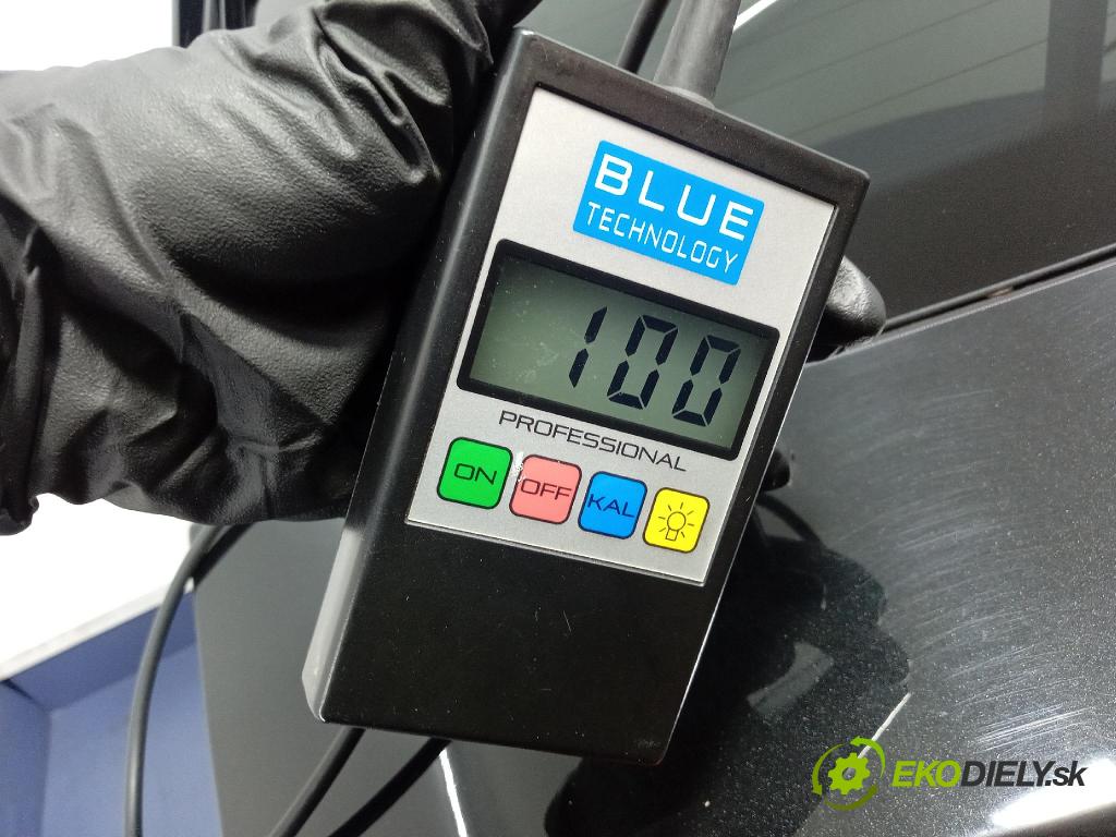 Audi SQ8 2022 zadna dveře kufra: kufra: