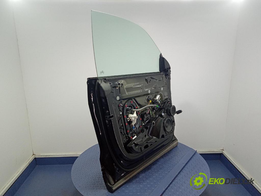 Audi SQ8 2022 dveře před Vlevo, odjet: