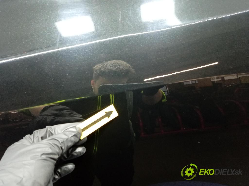 Audi SQ8 2022 dveře Zad: Vlevo, odjet: