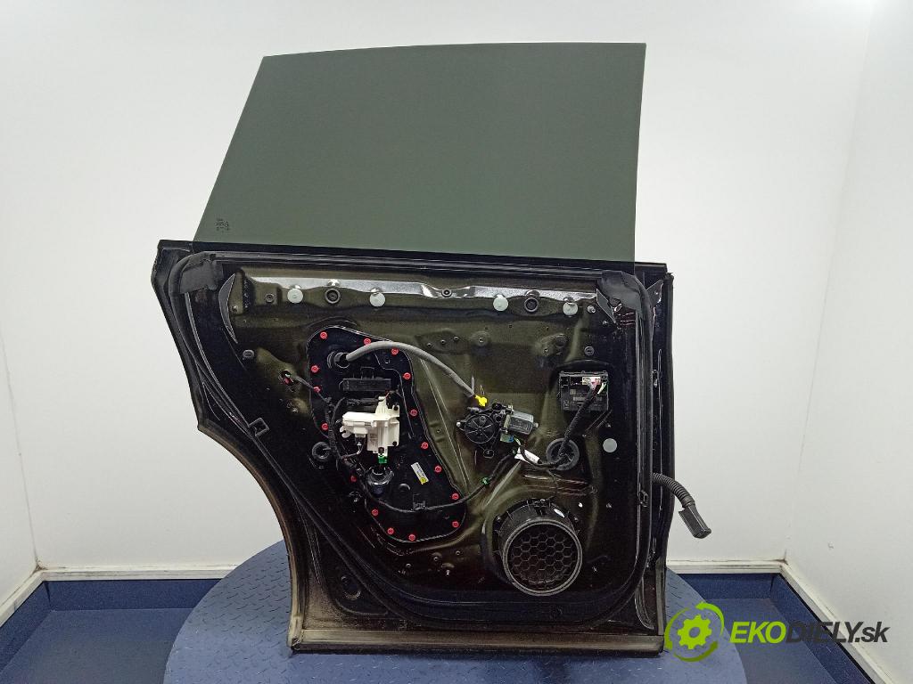 Audi SQ8 2022 dveře Zad: Vlevo, odjet: