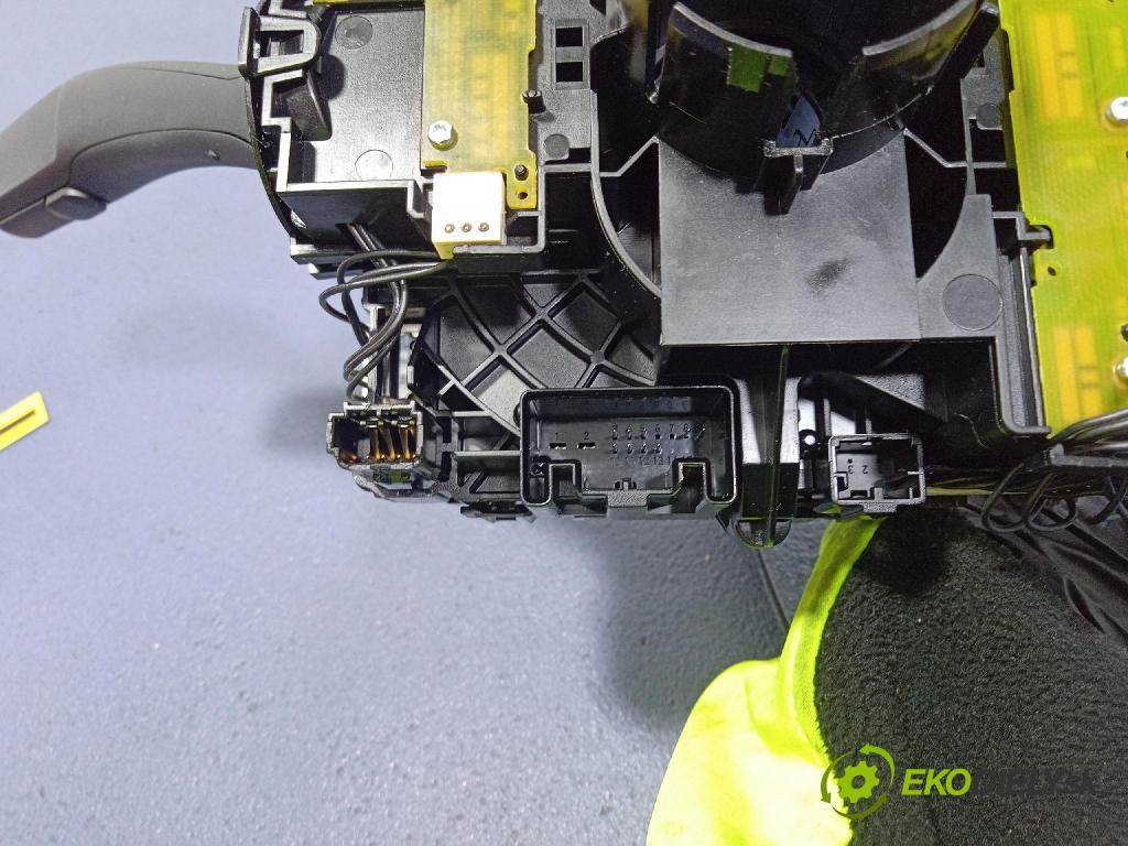 Audi A4 2009 Přepínač Komplex: 8K0953502BK