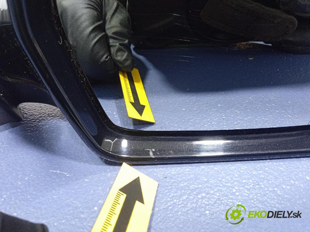 Audi A4 2009 zrkadlo pravé 