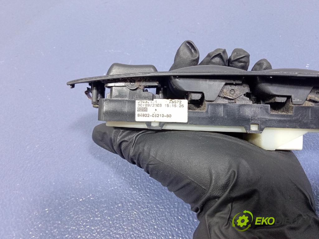 Toyota Avensis 2004 prepínač Okná: 84802-05210