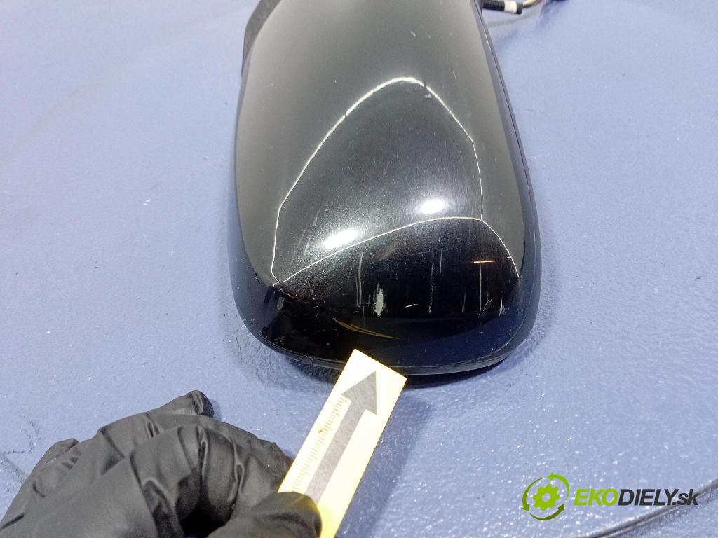 Toyota Avensis 2004 zrkadlo pravé 