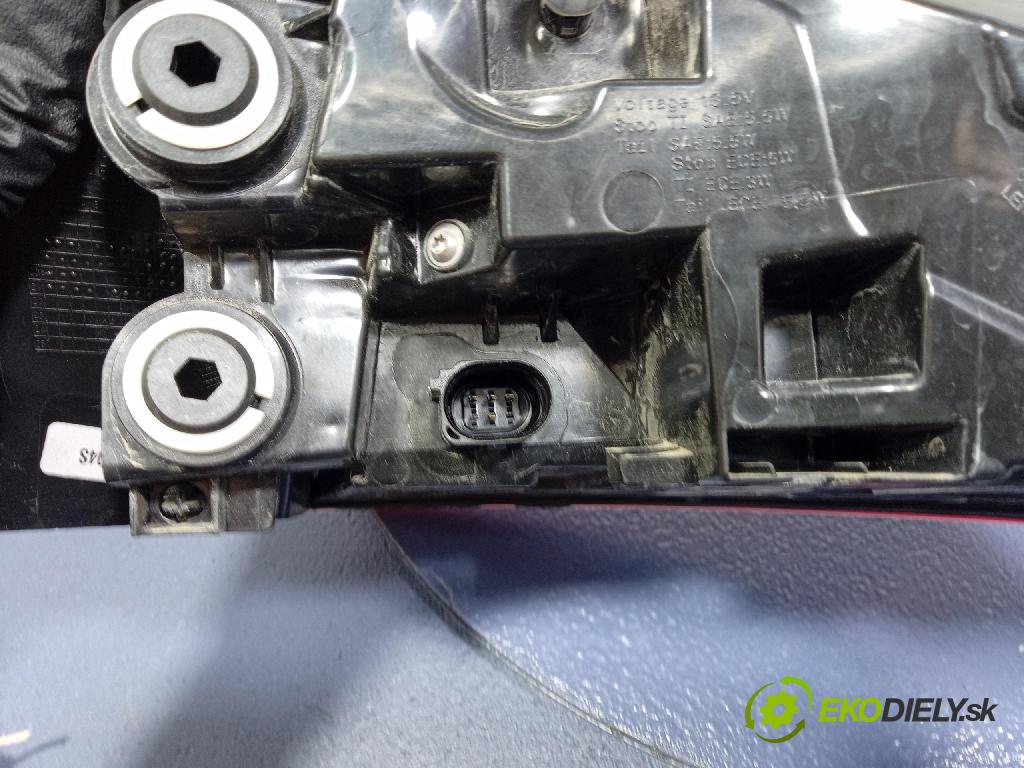 Audi SQ8 2022 světlo Zad: levá Mimo: 4M8945069B