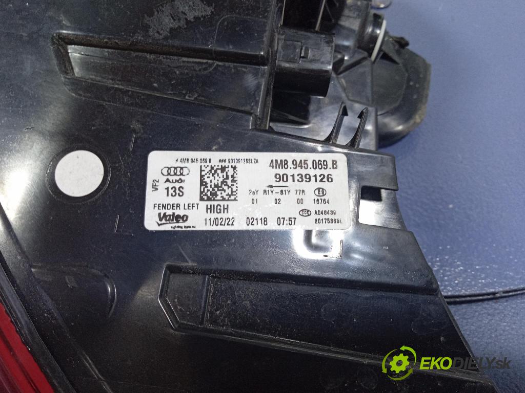 Audi SQ8 2022 světlo Zad: levá Mimo: 4M8945069B