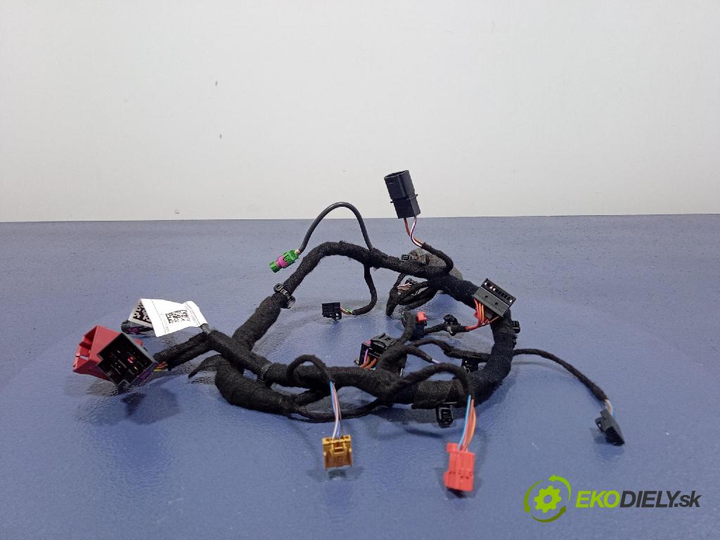 Audi SQ8 2022 instalace Elektrický: 4M8972031B