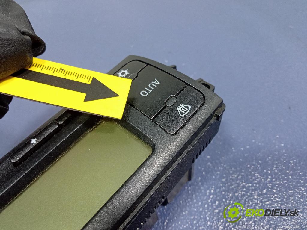 Seat Leon 2000 prepínač Klimatizácia: Prúd vzduchu: 1M0820043D