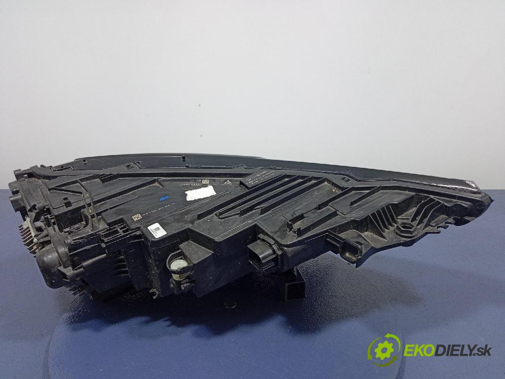 Audi SQ8 2022 světlo Levý: 4M8941035