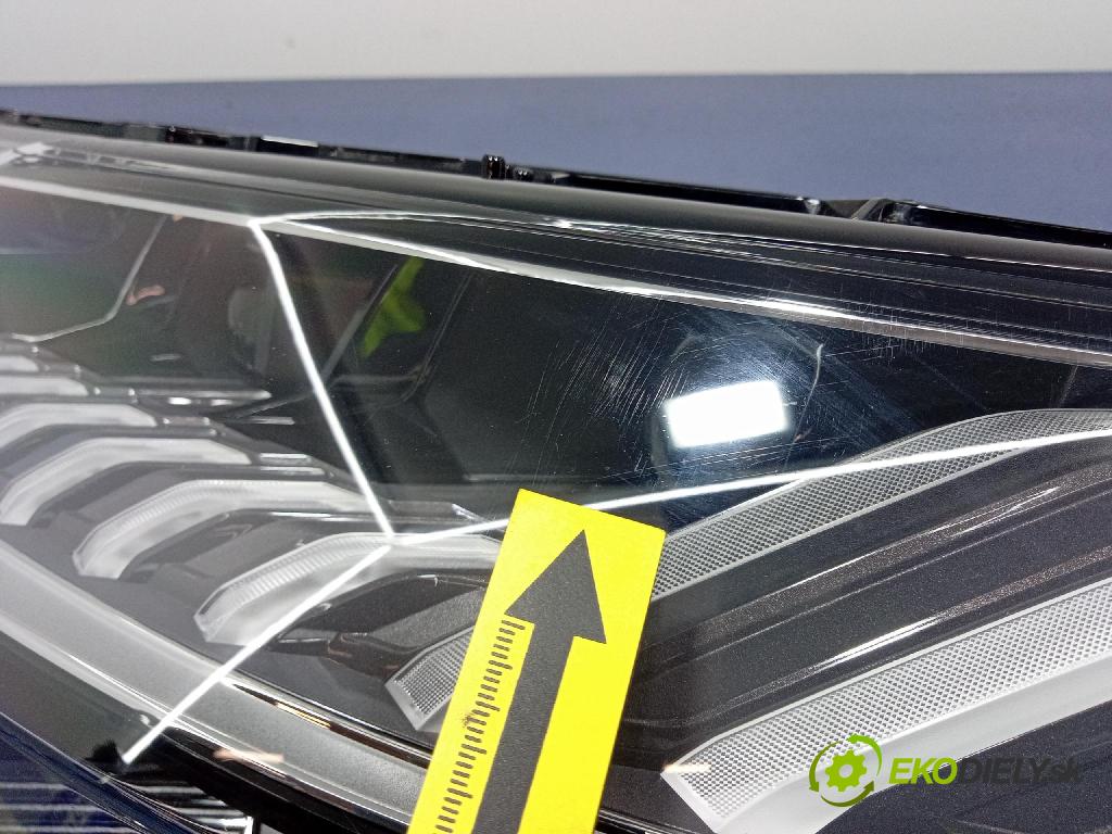 Audi SQ8 2022 světlo Levý: 4M8941035