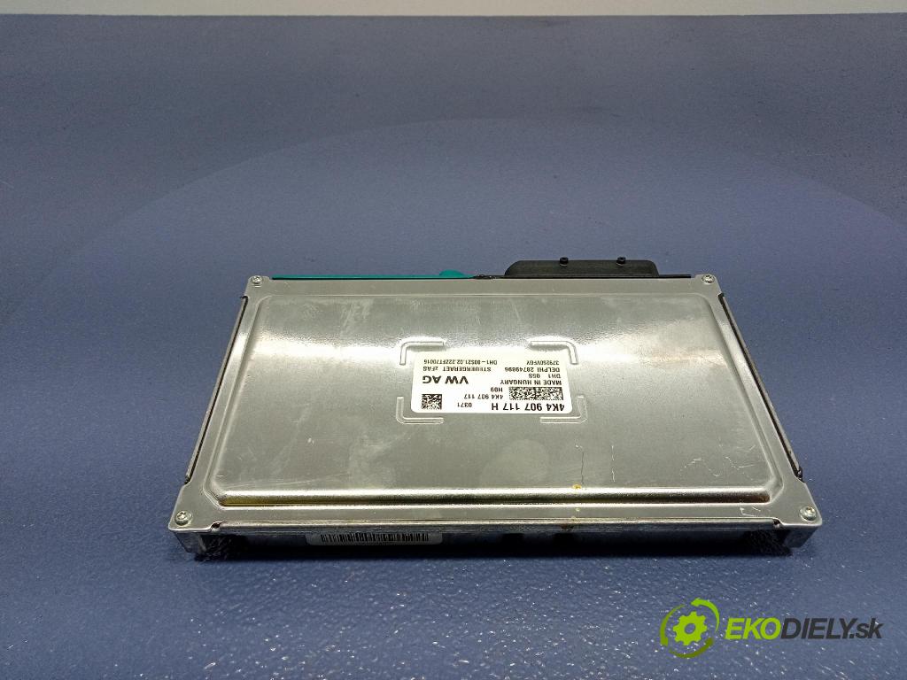 Audi SQ8 2022 řídící jednotka 4K4907117