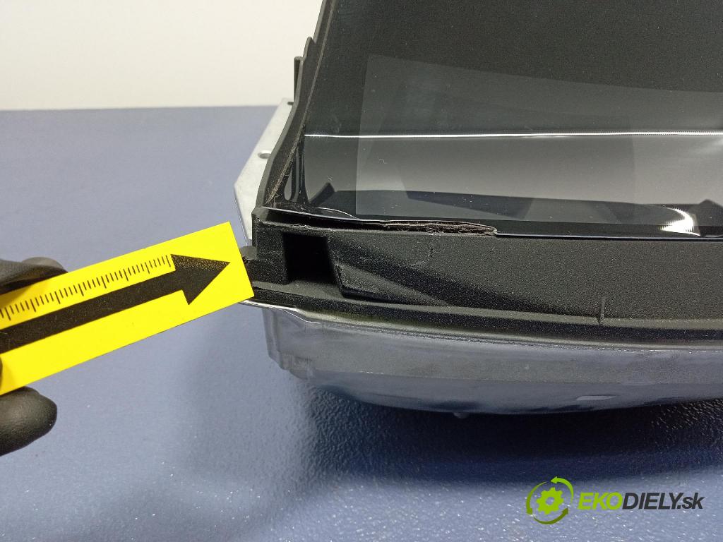 Audi SQ8 2022 displej Radio / GPS 4M8919617H