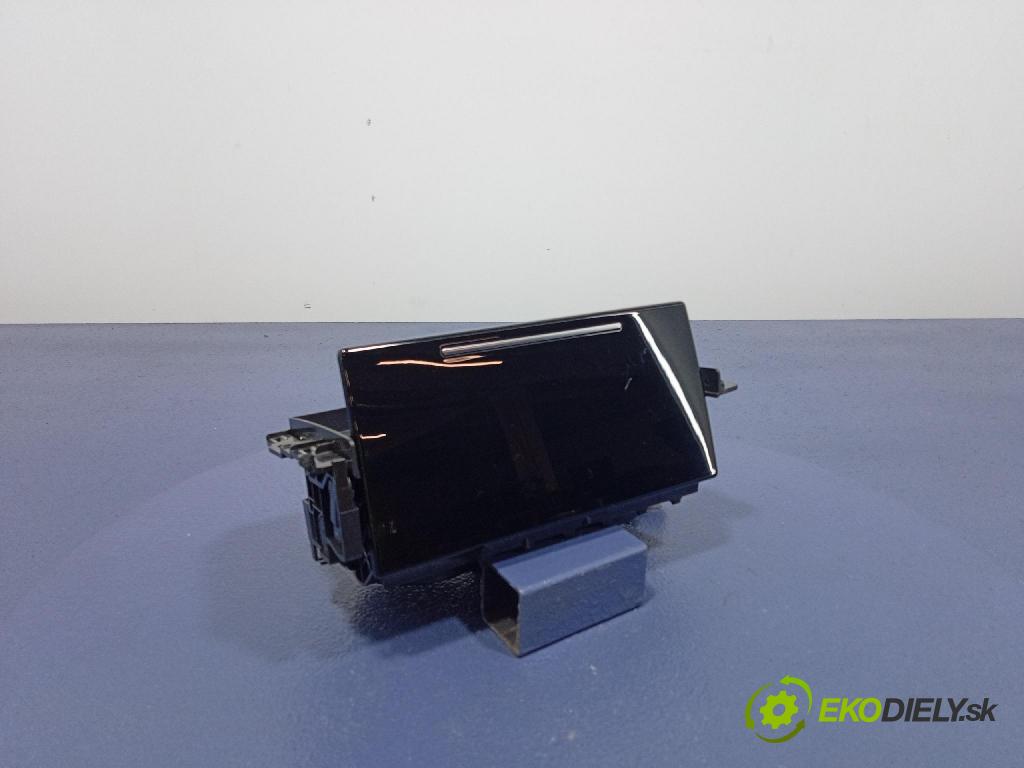 Audi SQ8 2022 kastlík 4M8862533C