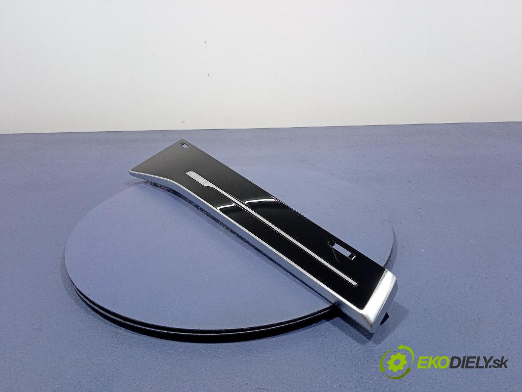 Audi SQ8 2022 lišta Dekoratívne: Vnútri: 4M8857720