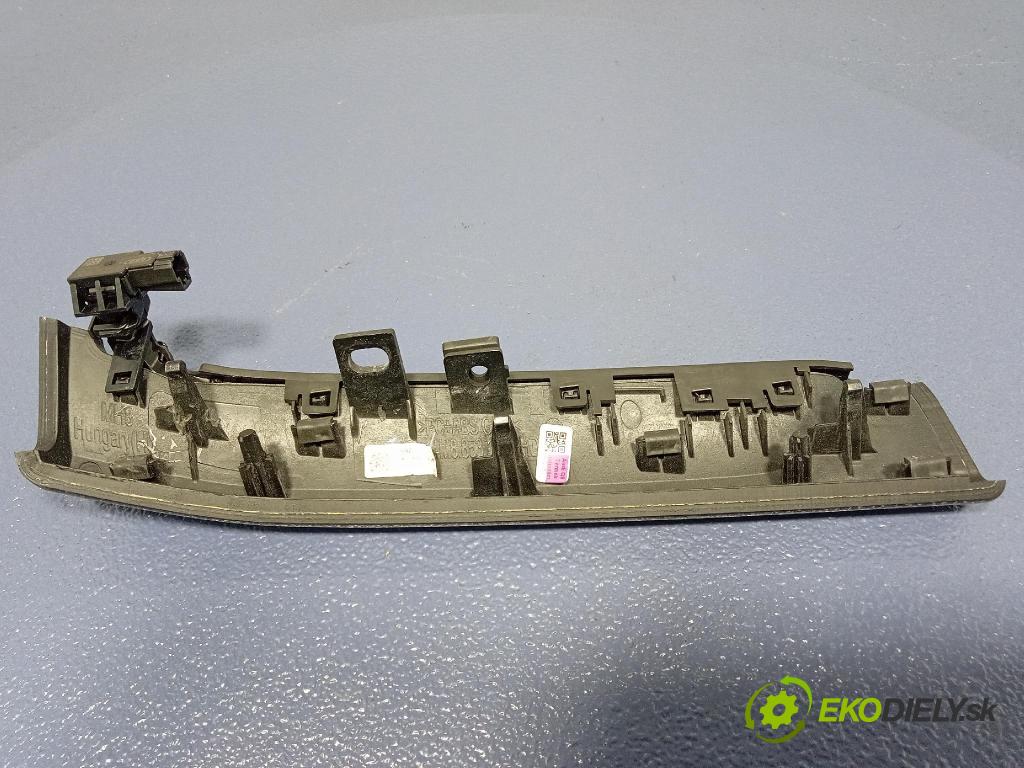 Audi SQ8 2022 lišta Dekoratívní: 4M8947197