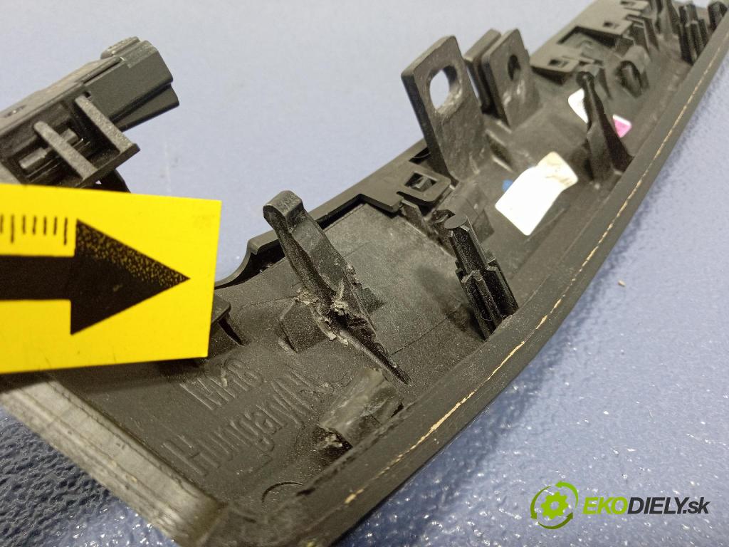 Audi SQ8 2022 lišta Dekoratívní: 4M8947197