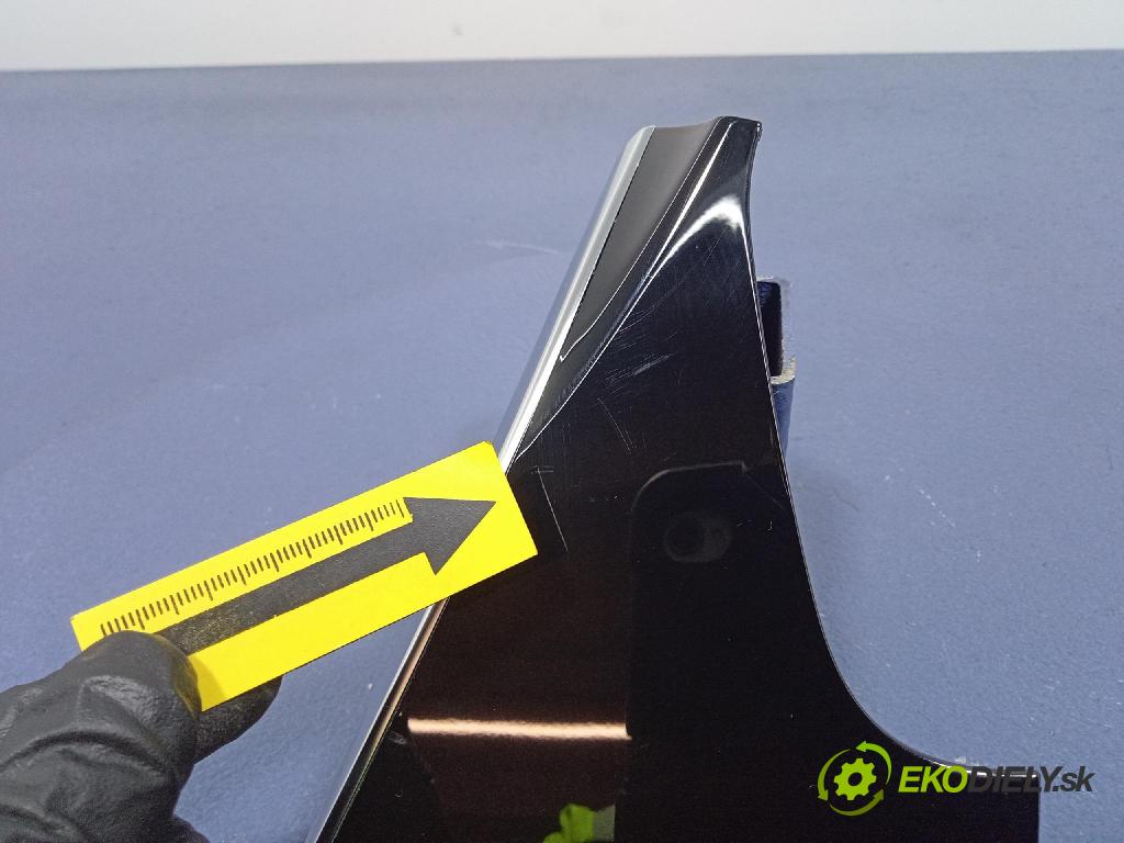 Audi SQ8 2022 lišta Dekoratívní: Uvnitř 4M8857236D