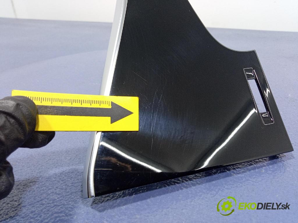 Audi SQ8 2022 lišta Dekoratívní: Uvnitř 4M8857236D