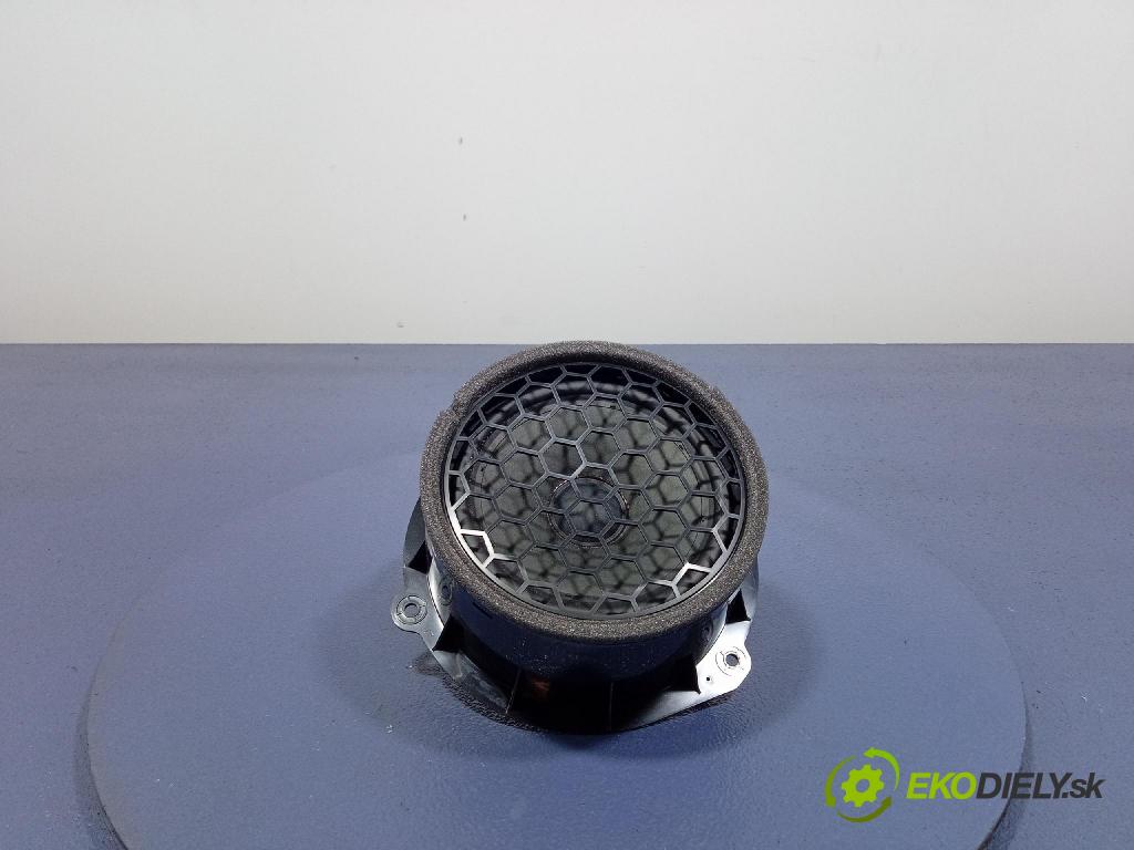 Audi SQ8 2022 Mluvčí: / Subwoofer: 4M8035411A