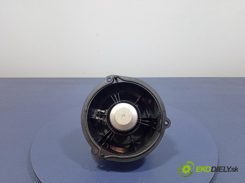 Audi SQ8 2022 Mluvčí: / Subwoofer: 4M8035411A