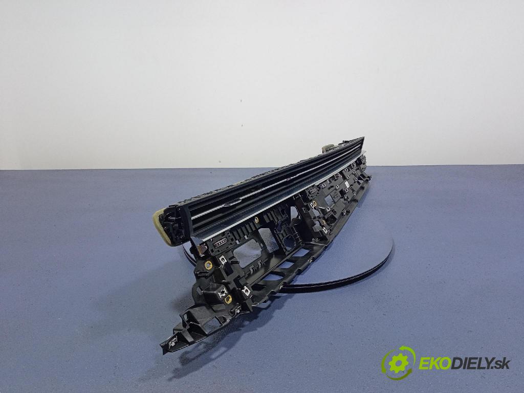 Audi SQ8 2022 Mřížky Proud vzduchu Vzduch: 4M8820902F