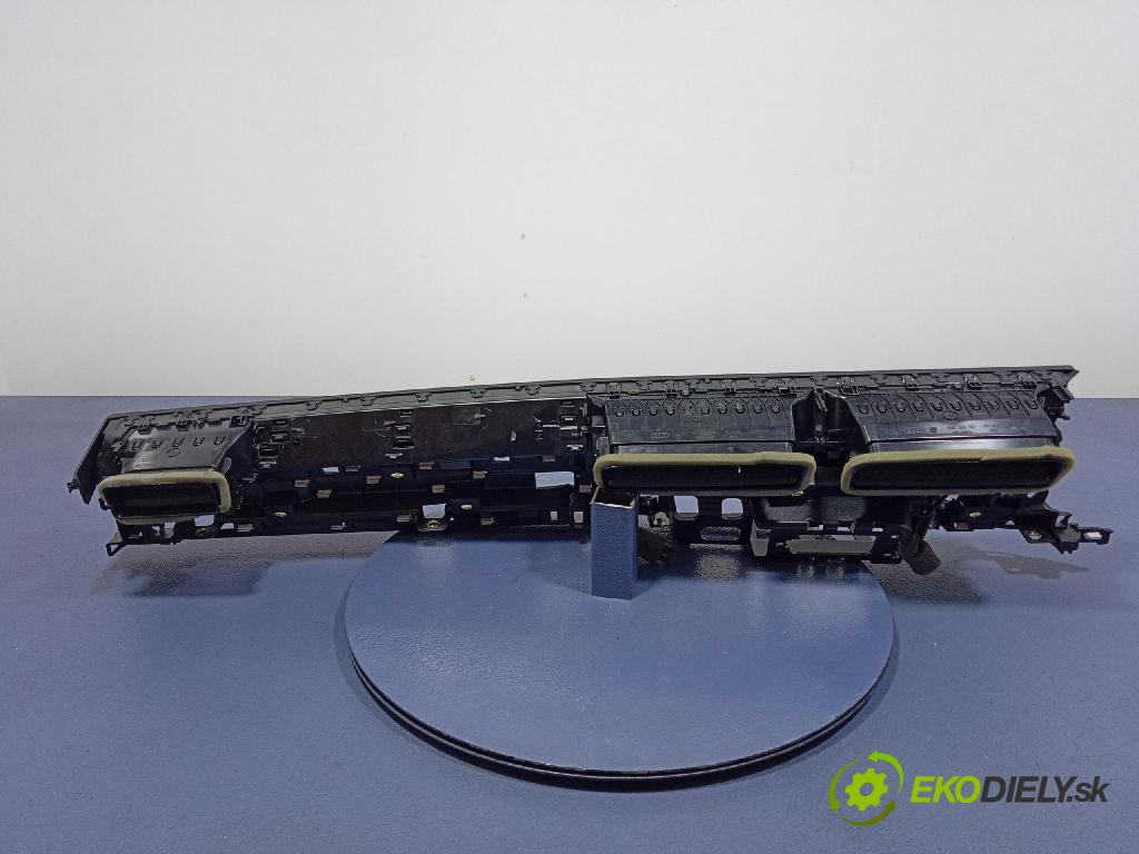 Audi SQ8 2022 Mřížky Proud vzduchu Vzduch: 4M8820902F